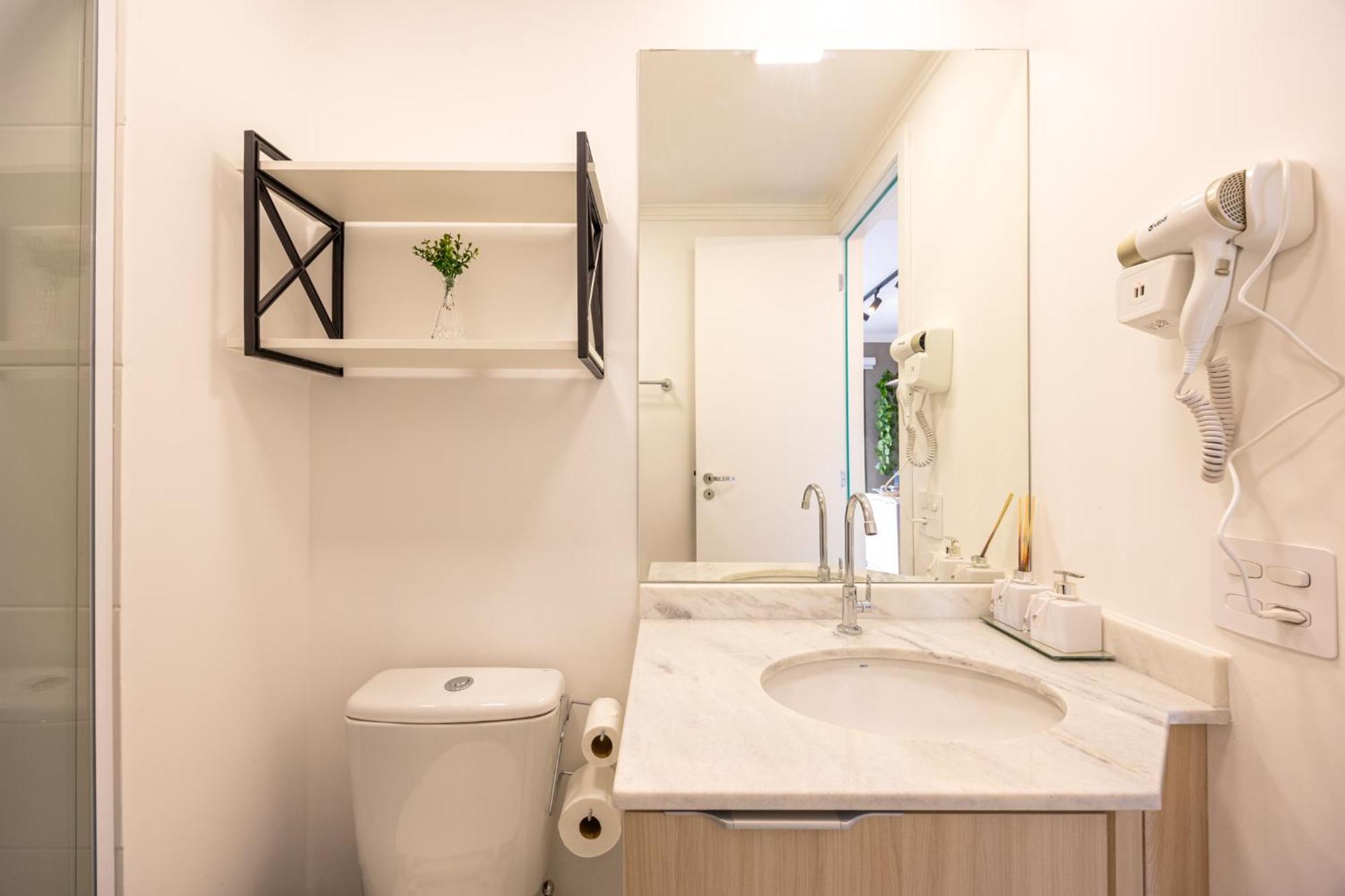 Apartamento Easy Star - Charmoso No Coracao Da Buarque - Ra01i *